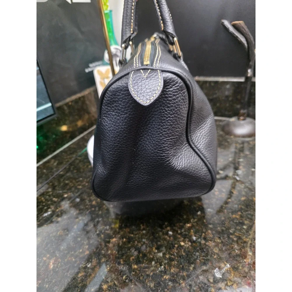 Dooney & Bourke Boston Barrel Bag Black Leather Good Contrast Stitch Satchel